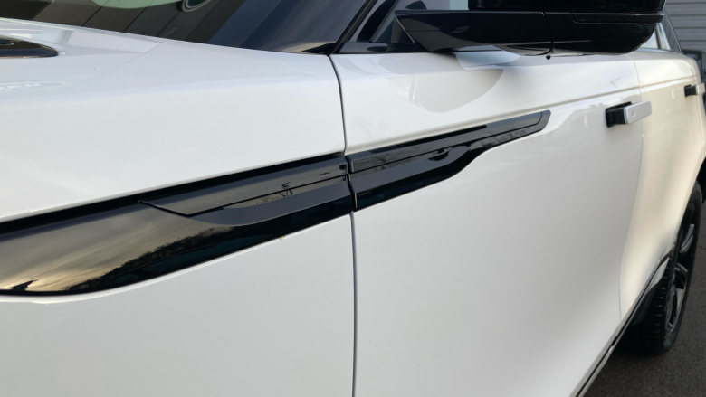 Land Rover Range Rover Velar 2.0 P250 R-Dynamic S 5dr Auto Petrol Estate